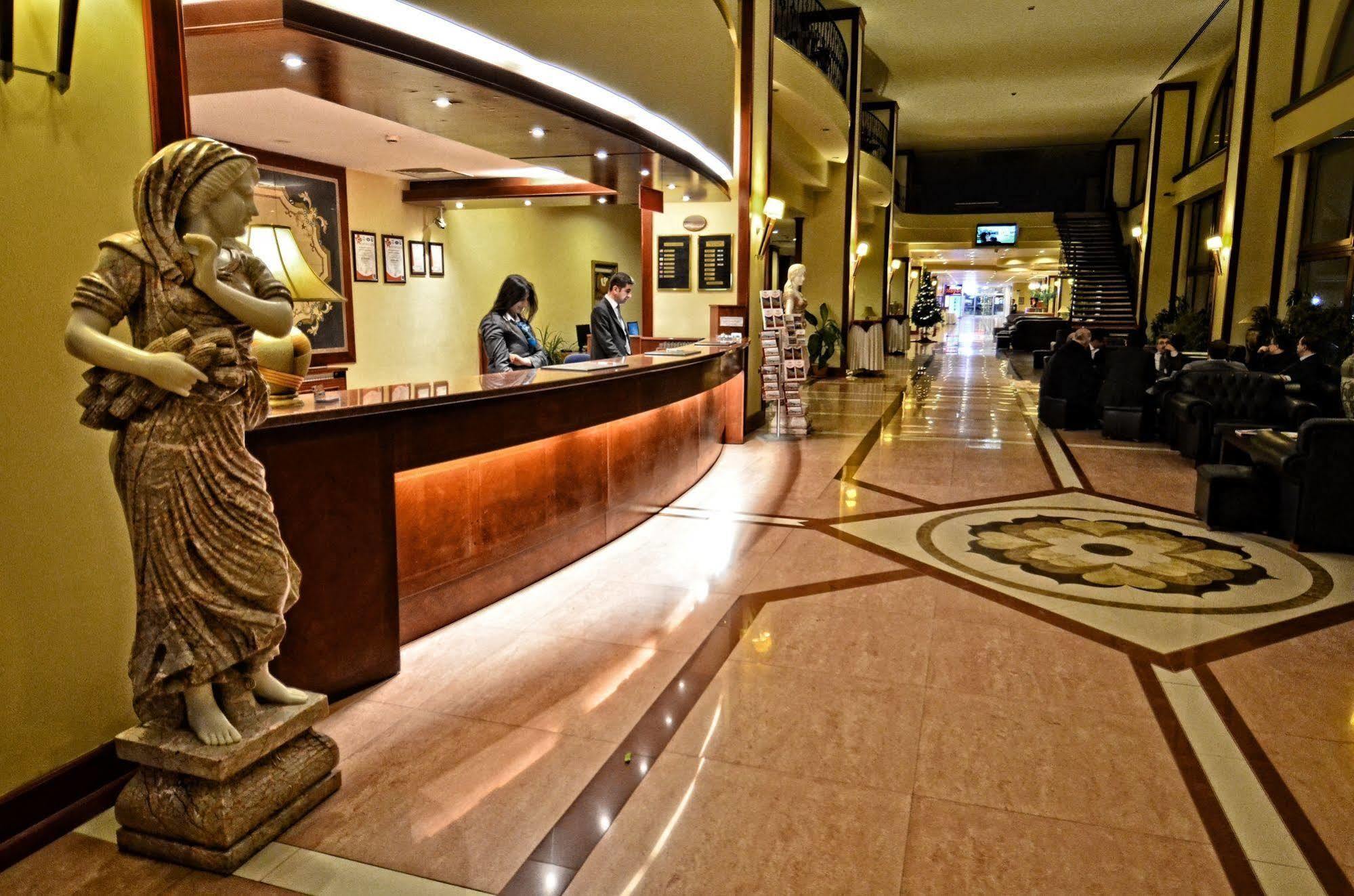 Akgun Elazig Hotel エクステリア 写真