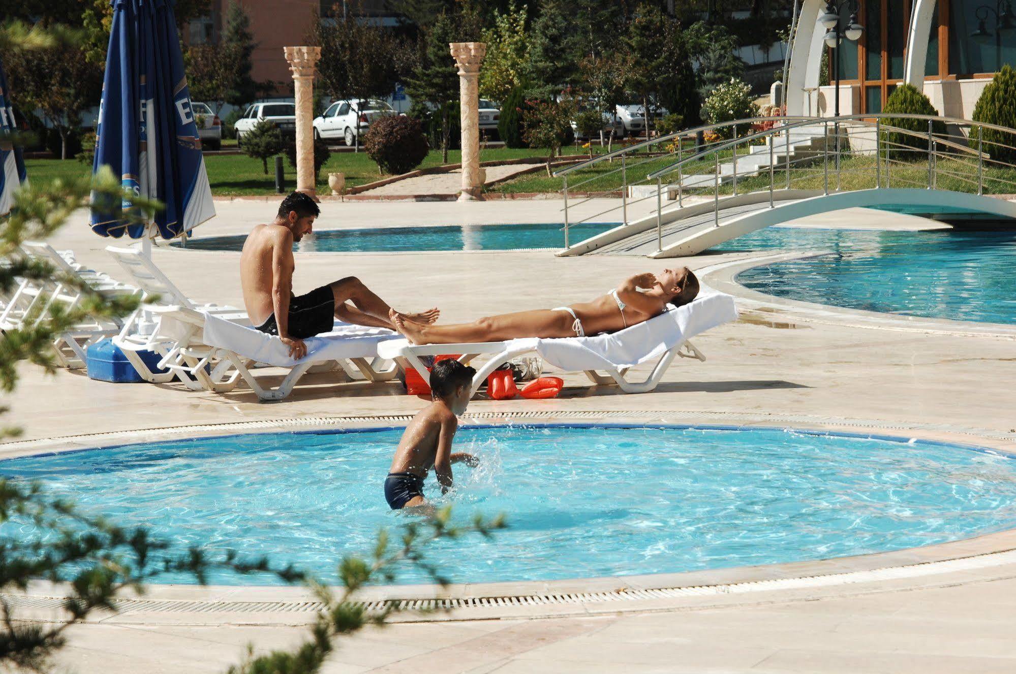 Akgun Elazig Hotel エクステリア 写真